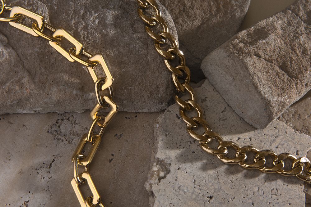 abstract gold chain jewellery